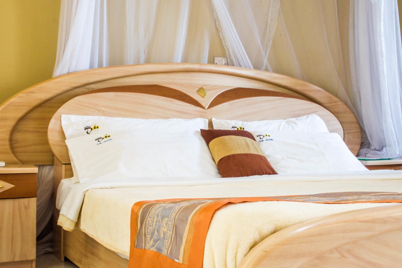 Desert Breeze Hotel Arua 外观 照片