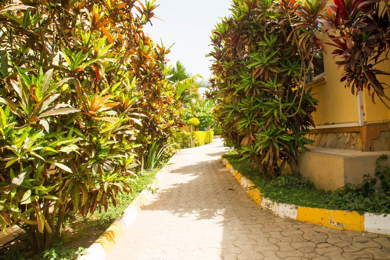 Desert Breeze Hotel Arua 外观 照片