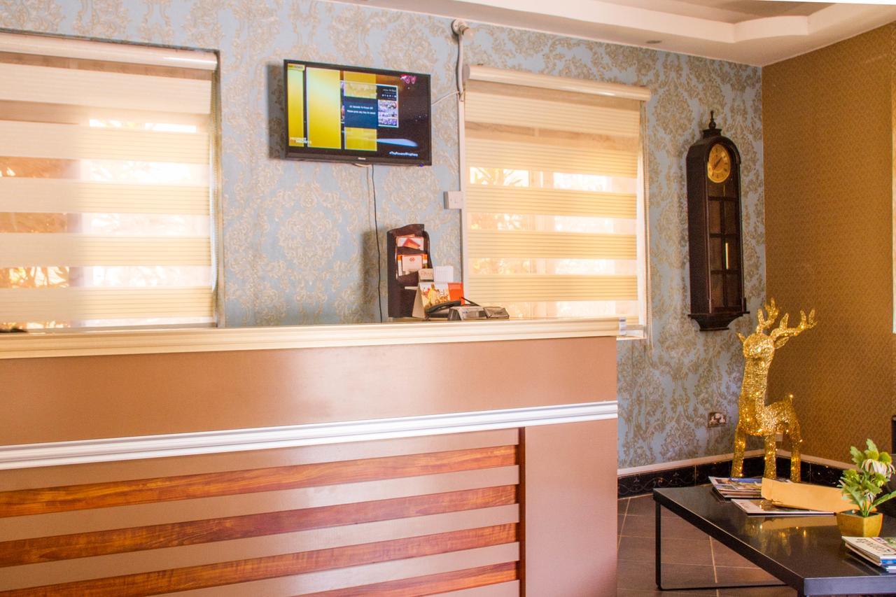 Desert Breeze Hotel Arua 外观 照片